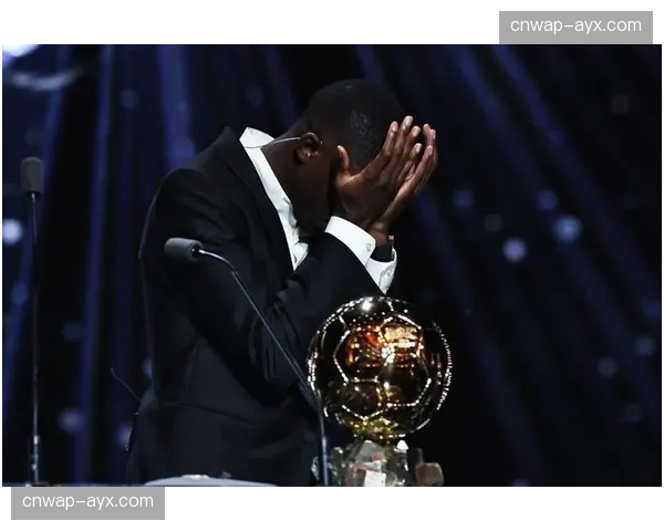 法国登贝莱一对一爆破：巴萨边锋过人犀利，冲击挪威边后卫防守软肋